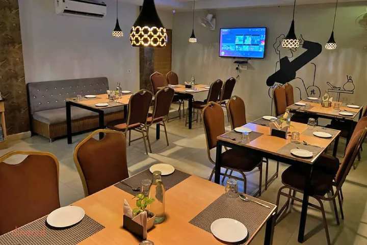 Dalchini Family Restaurant by Hotel Rama Inn